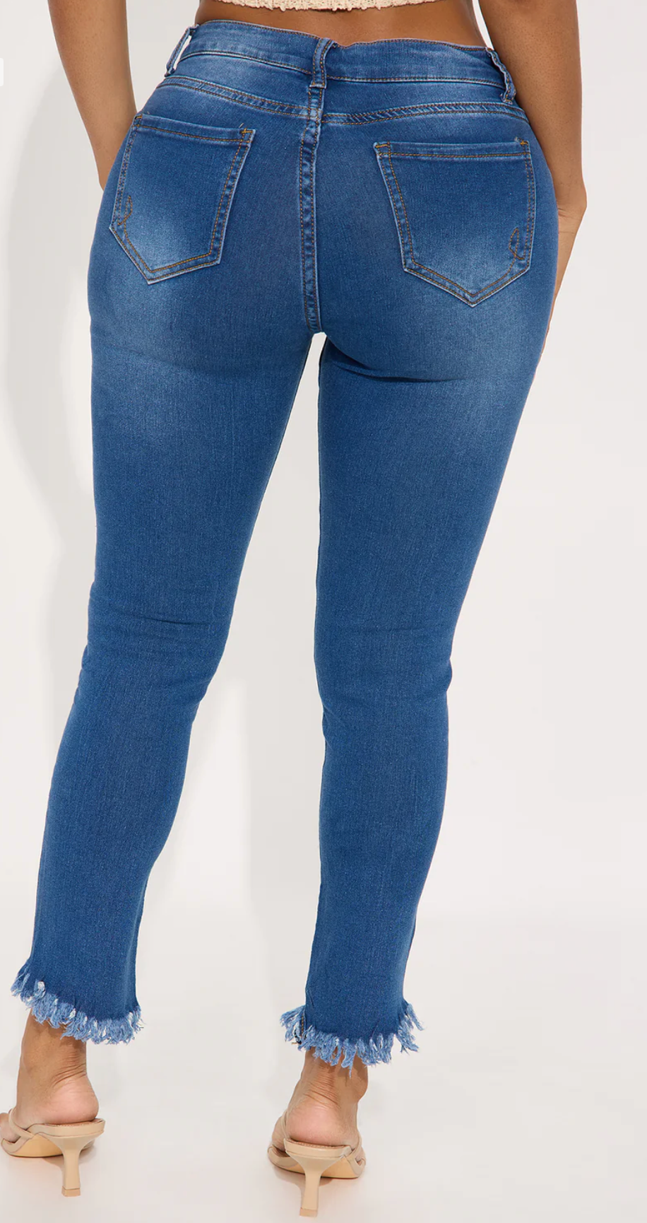 Jean skinny taille basse à la cheville - Délavage moyen