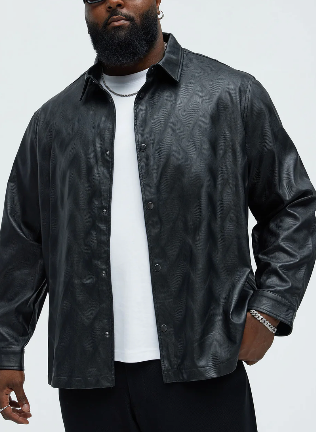 Chemise en similicuir